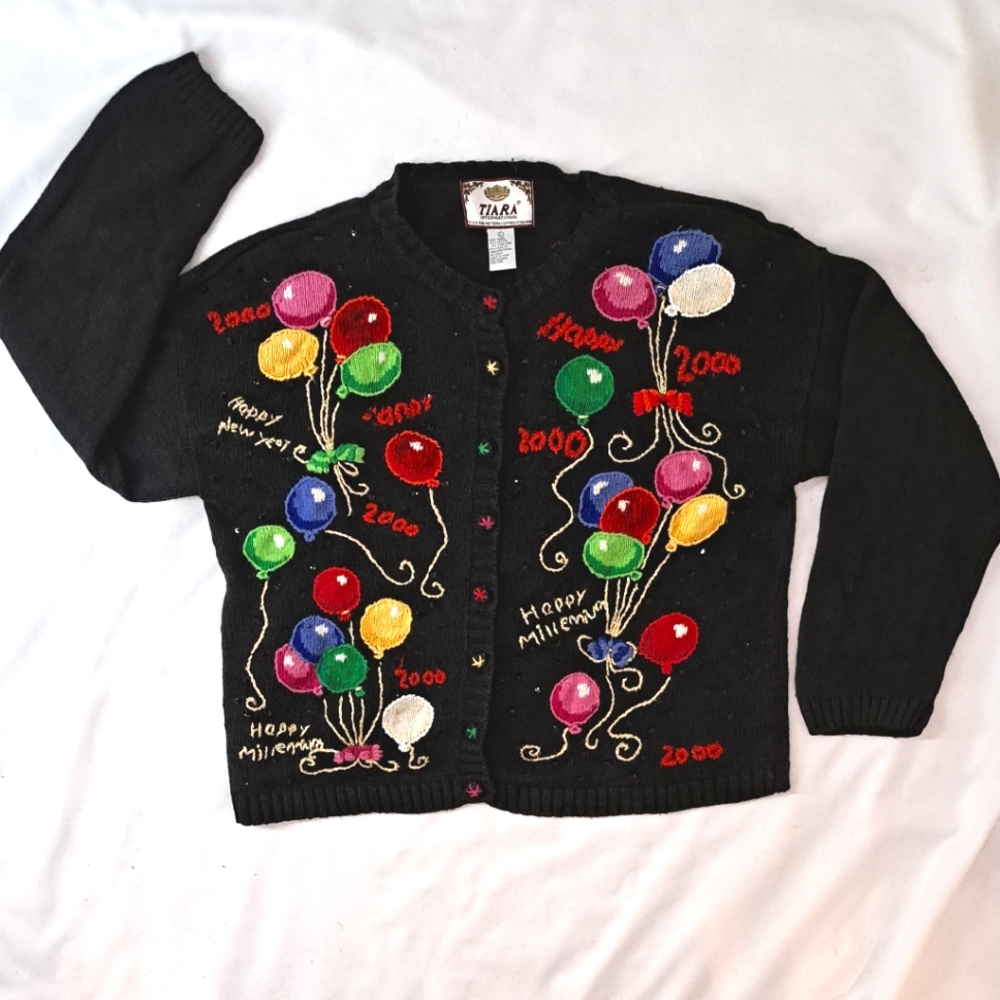 TIARA INTERNATIONAL Vintage 1999 Happy New Year 2000 Millennium Cardigan Sweater